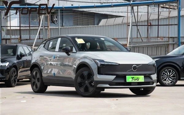 Volvo EX30 Cross Country review Volvo EX30 Cross Country review